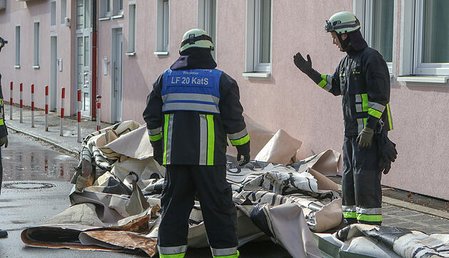 Erste Sturmschäden in Franken