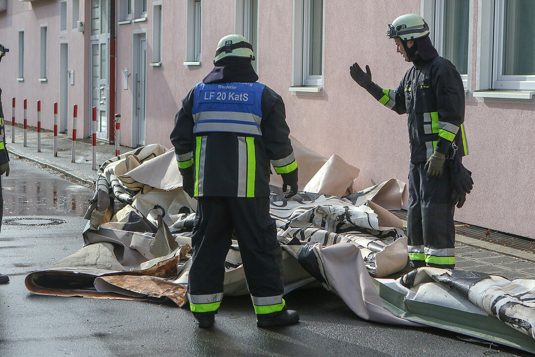 Erste Sturmschäden in Franken
