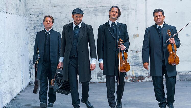 Brachten die Wiener Mentalität in ihren Liedern 'rüber: Die Neuen Wiener Concert Schrammeln.