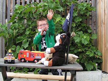 Flohmarkt in Weilersbach.  Fotos: privat