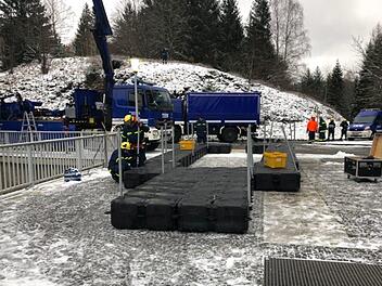 Arbeiten an der Ködeltalsperre.  THW OV Kronach