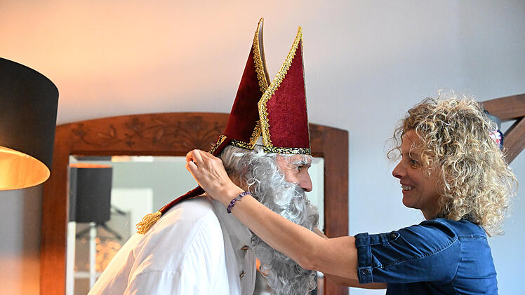 Hochkonjunktur für Nikolaus und Weihnachtsmann: die Advents- und Weihnachtszeit