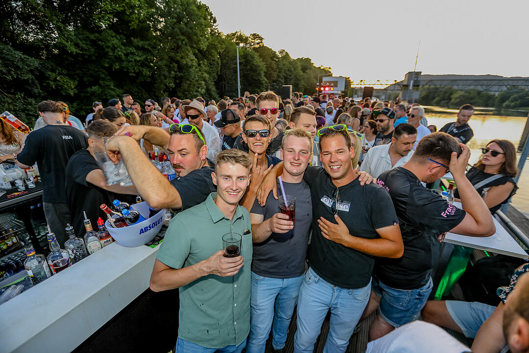 Auf drei Decks wurde richtig gefeiert!