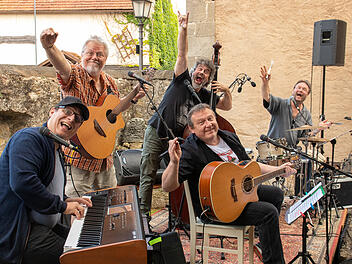 Waldschrat ist eine Musikgruppe aus dem oberfr&auml;nkischen M&uuml;nchberg, die zu den beliebtesten Musik-Acts Franken z&auml;hlen.