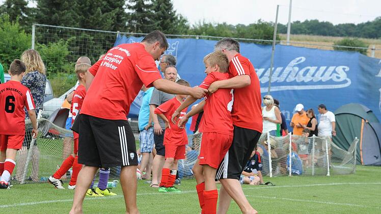 Impressionen vom Jugendturnier des TSV Maßbach.