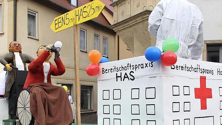 Die Eberner debattierten in den vergangenen Wochen und Monaten heiß über das Thema Bereitschaftspraxis. Ebern fordert einen Standort auch in Ebern. Beim politischen Aschermittwoch griffen die Freien Wähler im Landkreis das Thema auf. Sie stehen zu Haßfurt. Foto: Andreas Lösch