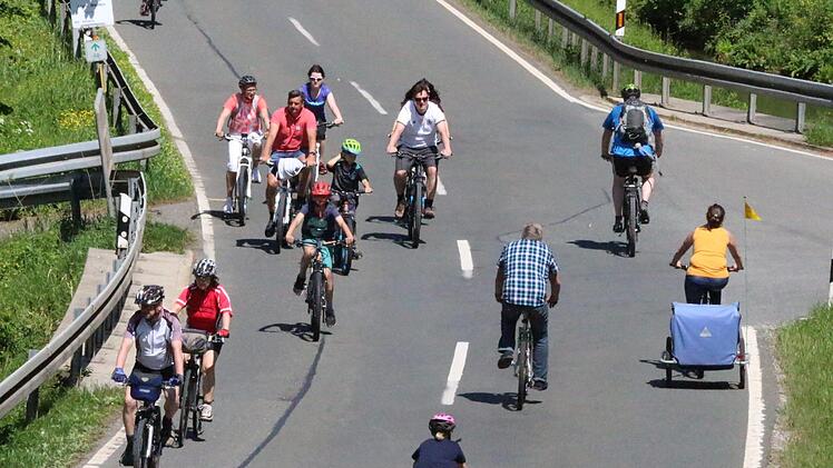 Starker Zweiradverkehr herrschte bei der "Radtourpur" im Kleinziegenfelder Tal.Roland Dietz