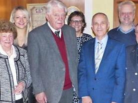 Egid Rödel feierte jetzt im Kreise der Familie, Mitarbeiter und Vereine seinen 85. Geburtstag im Landgasthof Haueis in Hermes. Foto: Klaus-Peter Wulf