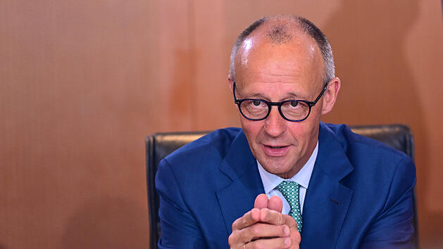 Kanzler Merz baut das Kabinett kr&auml;ftig um