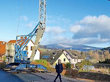 Im Baugebiet Bocksäcker I in Premich verschwindet momentan einer der letzten freien Bauplätze. Da weitere von den Bürgern gefordert werden, plant die Gemeinde nun, das Baugebiet zu erweitern. Auch im benachbarten Ortsteil Wollbach soll neuer Baugrund erschlossen werden.