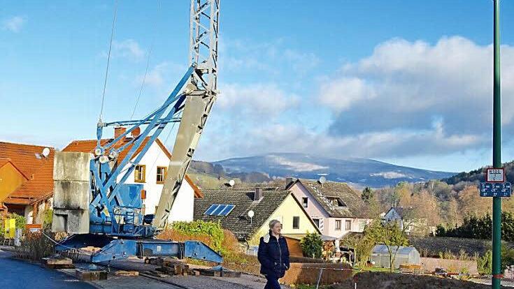 Im Baugebiet Bocksäcker I in Premich verschwindet momentan einer der letzten freien Bauplätze. Da weitere von den Bürgern gefordert werden, plant die Gemeinde nun, das Baugebiet zu erweitern. Auch im benachbarten Ortsteil Wollbach soll neuer Baugrund erschlossen werden.