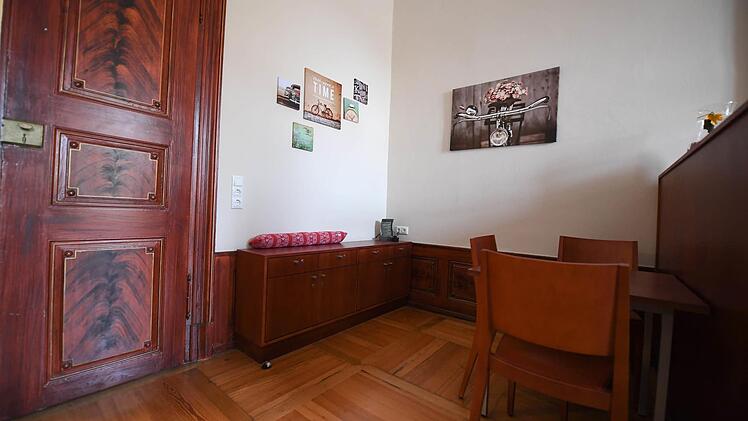 Blick in das Wohnzimmer der älteren Jugendlichen Foto: Ronald Rinklef