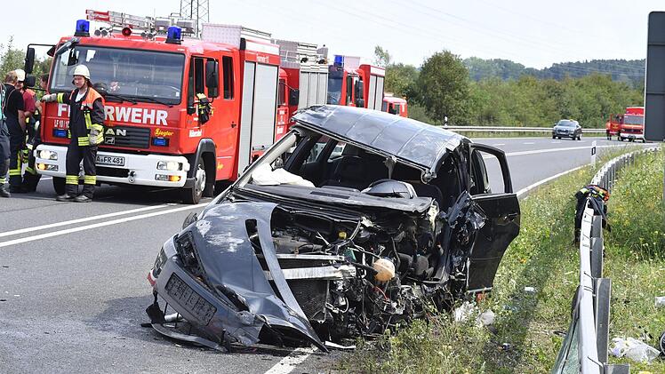 Ein Todesopfer forderte ein Unfall auf der B505 am Samstagnachmittag. Foto: Ronald Rinklef