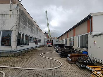 Nach Großbrand: Weltkonzern Pfisterer lagert Wunsiedel-Produktion ins Ausland aus