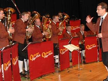 Holger Mück und seine Egerländer Musikanten intonieren aus Leidenschaft und Liebe zur böhmischen und egerländer Blasmusik. Sie bringen Stimmung und gute Laune in Konzertsäle und Festzelte. Foto: K.-H. Hofmann