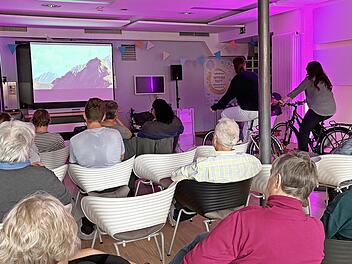 Das Fahrradkino sorgte für ein nachhaltiges Filmerlebnis mit Spaß und Bewegung – und förderte das praktische Verständnis von Strom und Energie.