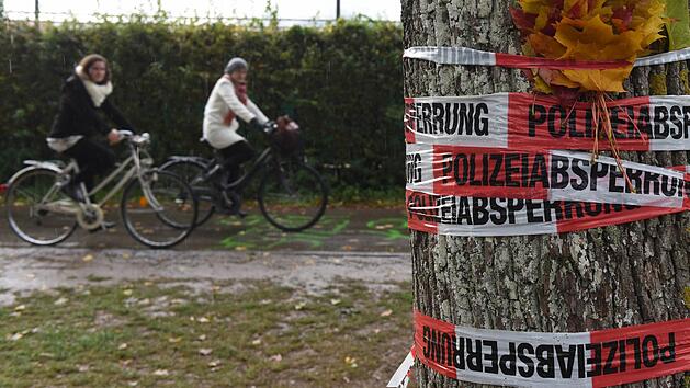 Im Fall der Mitte Oktober in Freiburg getöteten Studentin hat die Polizei einen Tatverdächtigen gefasst. Der Fall löst eine politische Diskussion aus. Foto: Patrick Seeger/dpa