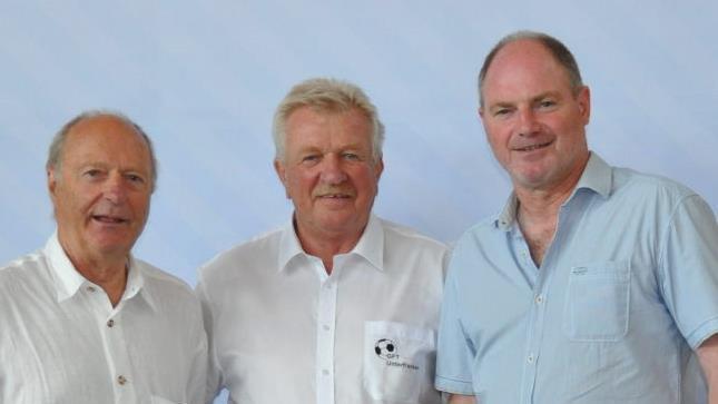 Unser Bild zeigt den Vorsitzenden der GFT Unterfranken, Bernd Schöpplein (Mitte), mit den Referenten des Abends, Gerhard Bauer (links) und Volker Pöpper.Edgar Hedrich