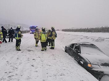Am Dienstag hat sich ein Verkehrsunfall zwischen Kirchehrenbach und Leutenbach ereignet. Foto: Feuerwehr Kirchehrenbach