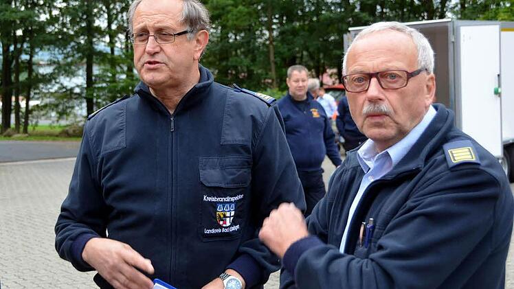 Großübung der Feuerwehr Notfallkontingente Foto: Peter Rauch