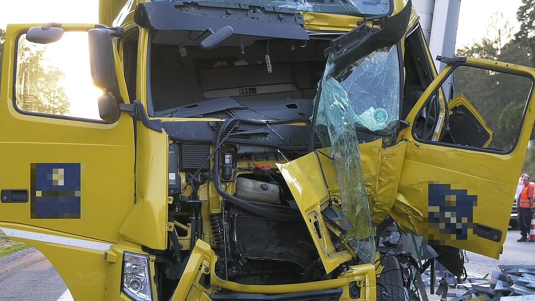 Lkw-Unfall auf A3 bei Kist