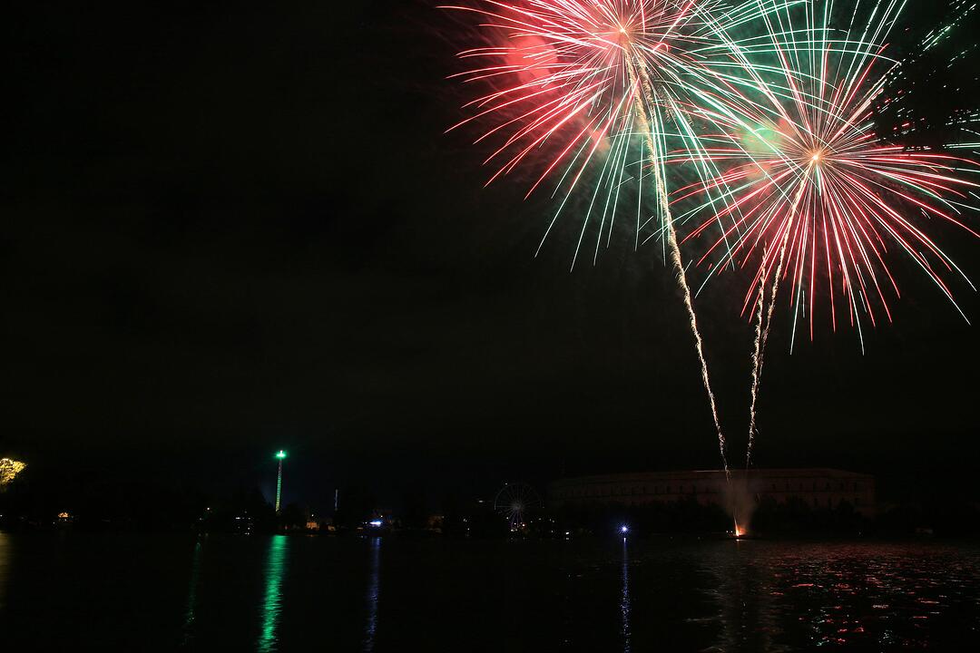 Feuerwerk Volksfest Nürnberg