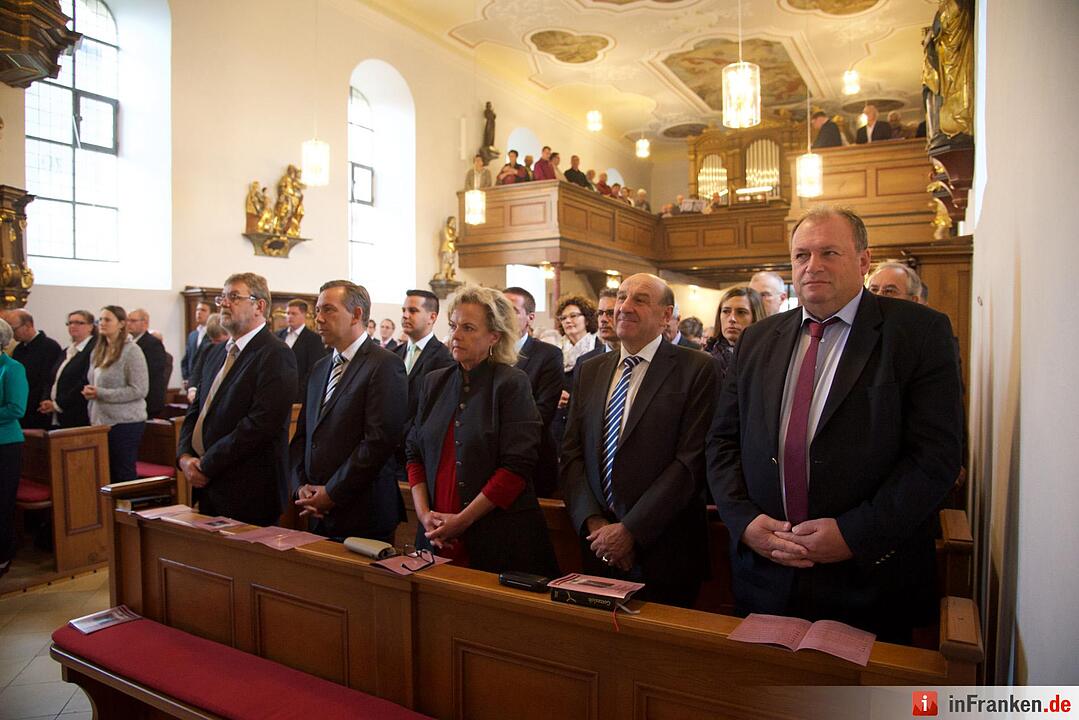 Nach einjähriger Kirchensanierung: Hannberg feiert die Wiedereröffnung der Wehrkirche der Pfarrei Geburt Mariens Hannberg