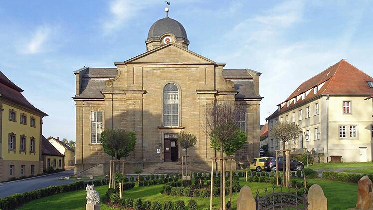 Die barocke Schlosskirche von Lahm im Itzgrund lockt mit ihrer historisch wertvollen Orgel namhafte Interpreten an. Fotos: Jochen Berger