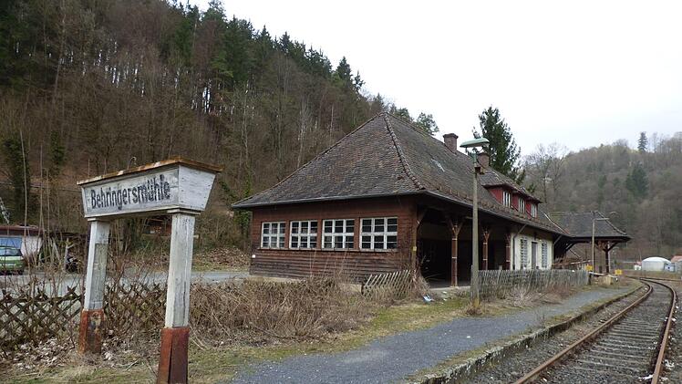 Noch ist der Bahnhof in Behringersmühle kein schöner Anblick. Archivbild: Thomas Weichert