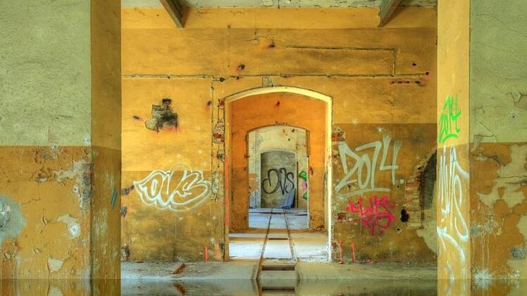 2. Platz "Lost Places": "Alte Fabrikhalle" von Helmut Konrad