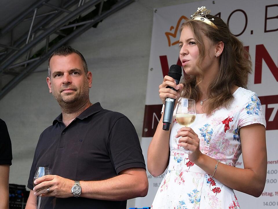 Authentische Saaletal-Weine, Spitzen-Bands und kulinarische Köstlichkeiten.