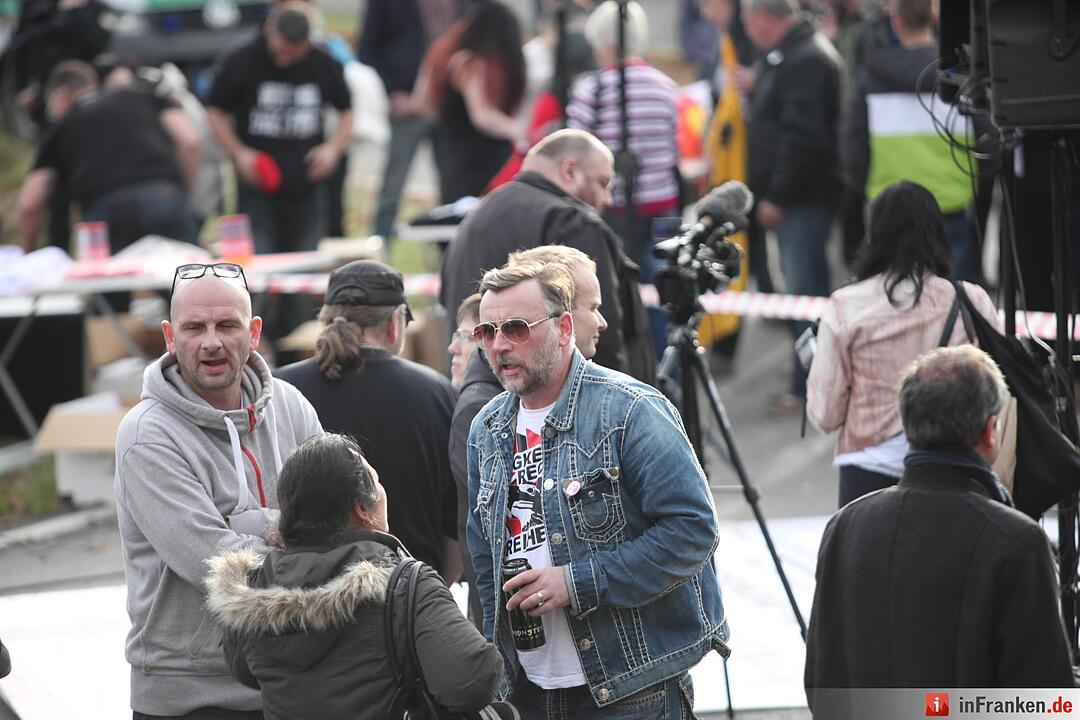 Pegida in Schirnding - Demo und Gegendemo