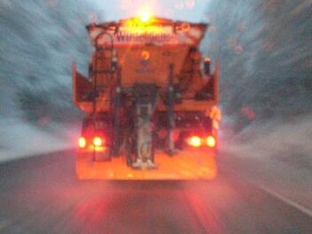 In Oberfranken und Teilen Unterfrankens ist es in der Nacht zum Freitag zu etlichen Verkehrsunfällen wegen Blitzeis gekommen. Symbolfoto: Eckehard Kiesewetter