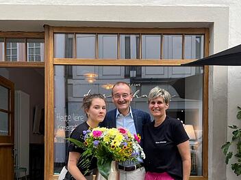 Coburg: 21-Jährige eröffnet neues Café mit Tagesbar "Das Johann" - "alles etwas lockerer"