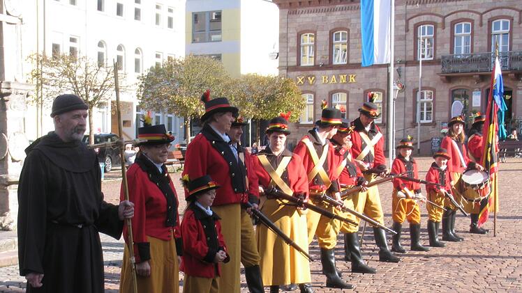 Die Patrioten aus Turnhout standen Spalier. Foto: Hilmar Ruppert