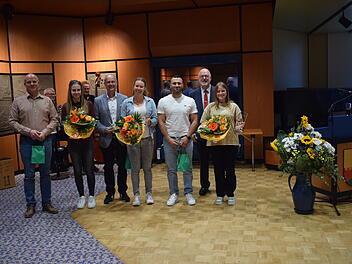 Zirndorf: Besten Sportler des Jahres 2022 geehrt - das waren ihre Errungenschaften