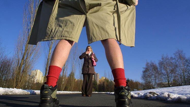 Sowohl in N&uuml;rnberg als auch in Zirndorf haben sich M&auml;nner in schamverletzender Weise gegen&uuml;ber Frauen entbl&ouml;&szlig;t. Symbolfoto: Ivo Knahn