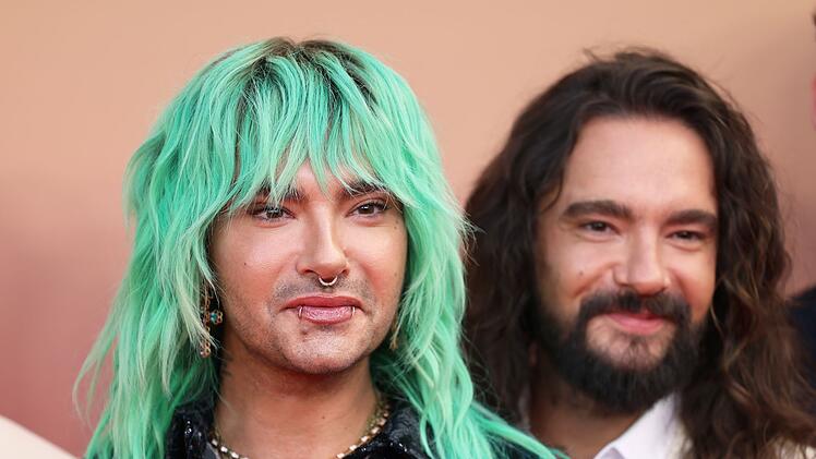 Bill Kaulitz und Tom Kaulitz haben in ihrem Podcast "Kaulitz Hills - Senf aus Hollywood" &uuml;ber Streitigkeiten in ihrer Kindheit gesprochen.