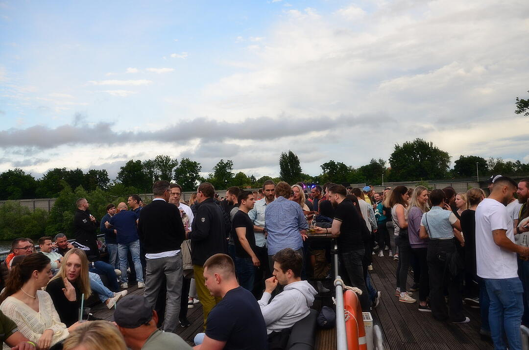 Auf drei Decks wurde richtig gefeiert!