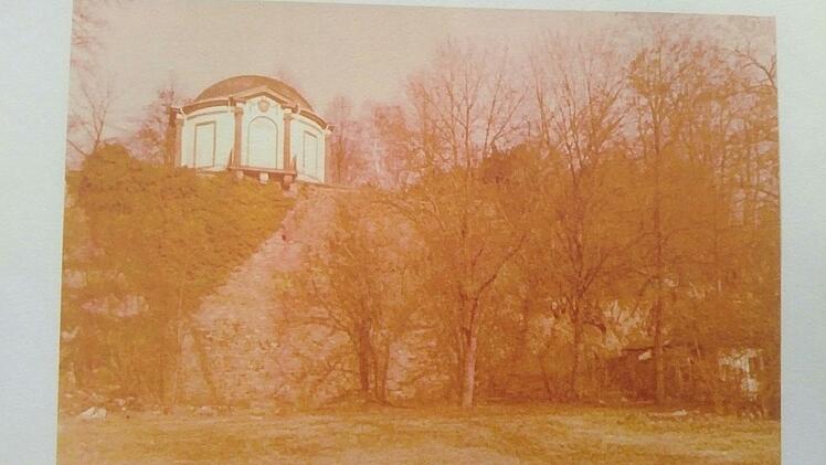 Im Dezember 1979 wurde unterhalb des "Frühstückstempels" ein totes Mädchen gefunden. Foto: Polizei