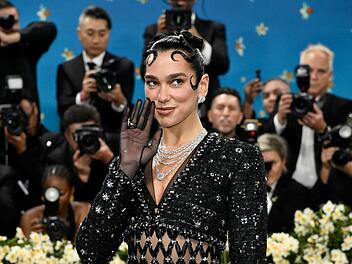 Dua Lipa