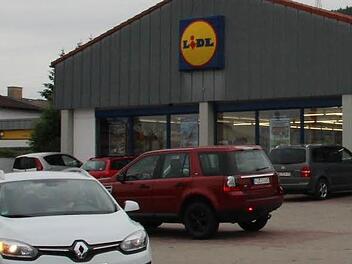 Der Räuber, der am 10. Juni die Lidl-Filiale in der Kulmbacher Albert-Ruckdeschel-Straße überfallen hat, ist gefasst. Foto: Matthias Beetz