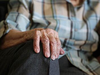 Mysteriöse Hilfeschreie aus Wohnung in Hof Symbolbild: Beejees/Pixabay.com