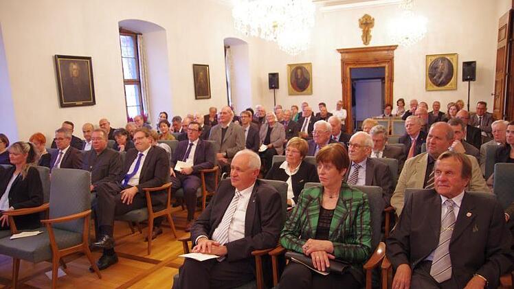 Feierliche Stadtratssitzung zur Verleihung der Bürgermedaille. Foto: Klaus Werner
