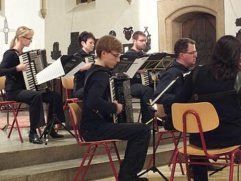 Das Akkordeonorchester der Käthe-Zang-Sing- und Musikschule