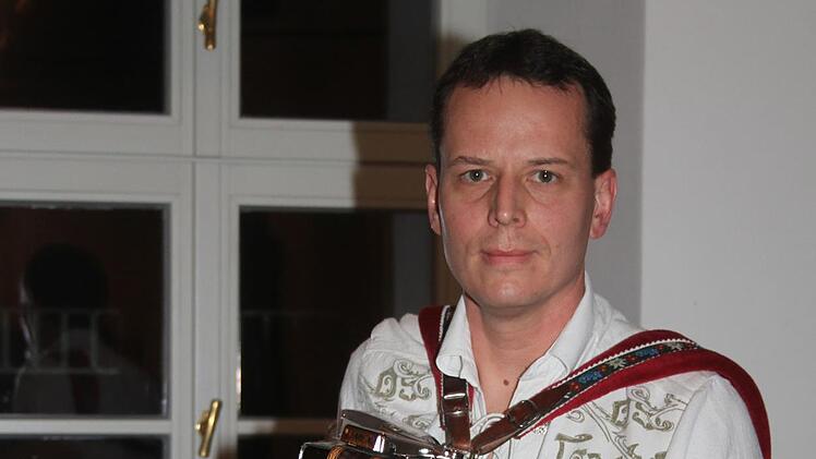 Frank Günther sorgte für musikalische Unterhaltung.Sonny Adam