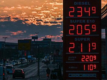 Spritpreise zum Wochenauftakt