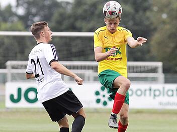 Nach Ablauf seiner Sperre kann Pascal Niersberger (r.) wieder im Trikot der DJK Don Bosco Bamberg mitwirken. Foto: sportpress