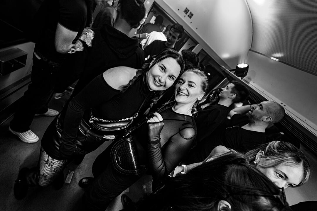 Die beste Party im Zug!