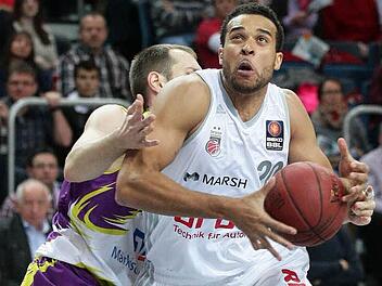 Den Korb im Visier: Brose-Baskets-Neuzugang Elias Harris Fotos: sportpress